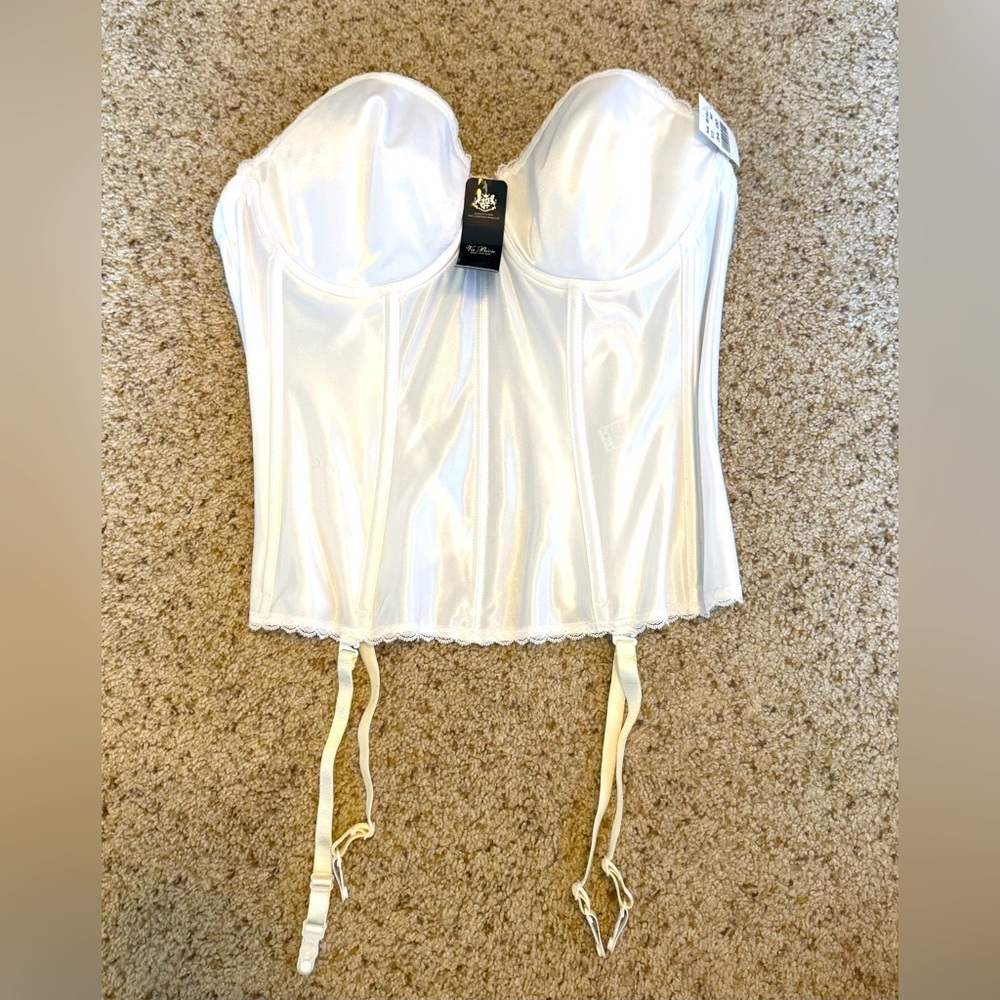 VA BIEN White Lace Strapless Bustier Corset with Garters. 34DD New with tags.